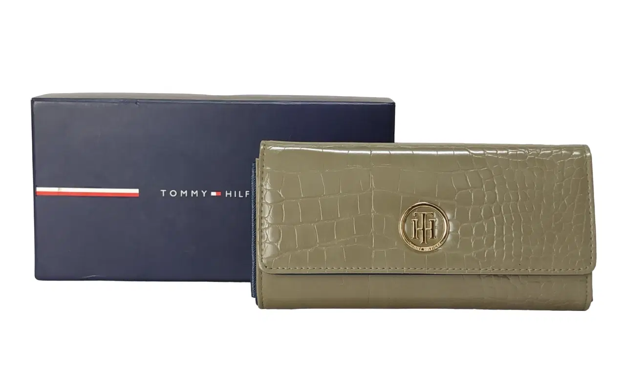 Tommy Hilfiger Jocelyn Olive Green Textured Wallet
