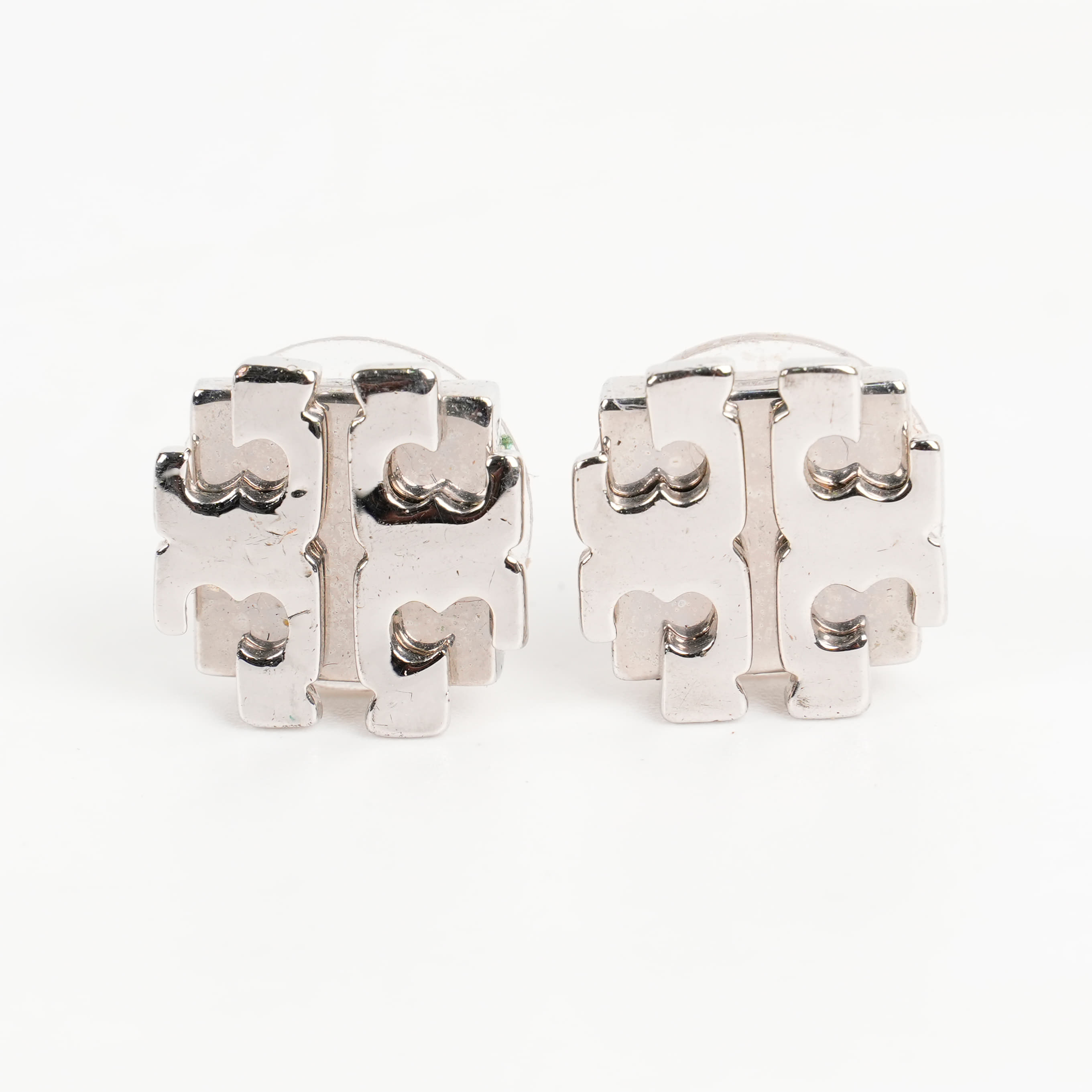 Tory Burch Logo Large Silver Stud