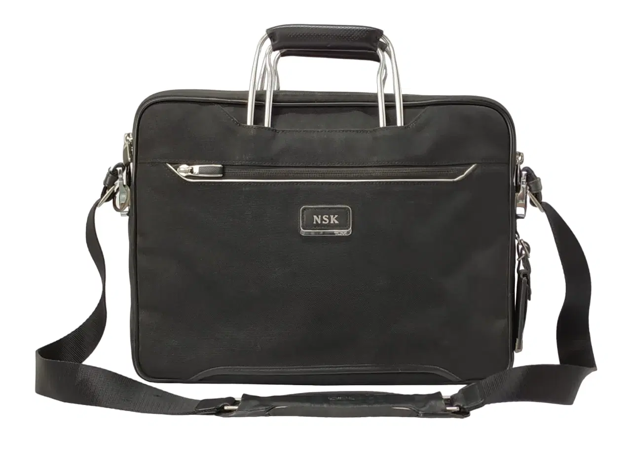 Tumi Arrive Hannover Slim Briefcase