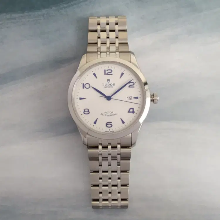 Tudor 1926 41MM Opaline & Bue Dial Automatic-Hover-Image