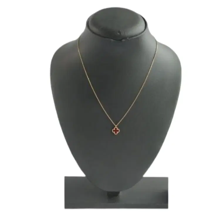 Van Cleef & Arpels Vintage Alhambra pendant Carnelian 18K Yellow Necklace-Hover-Image
