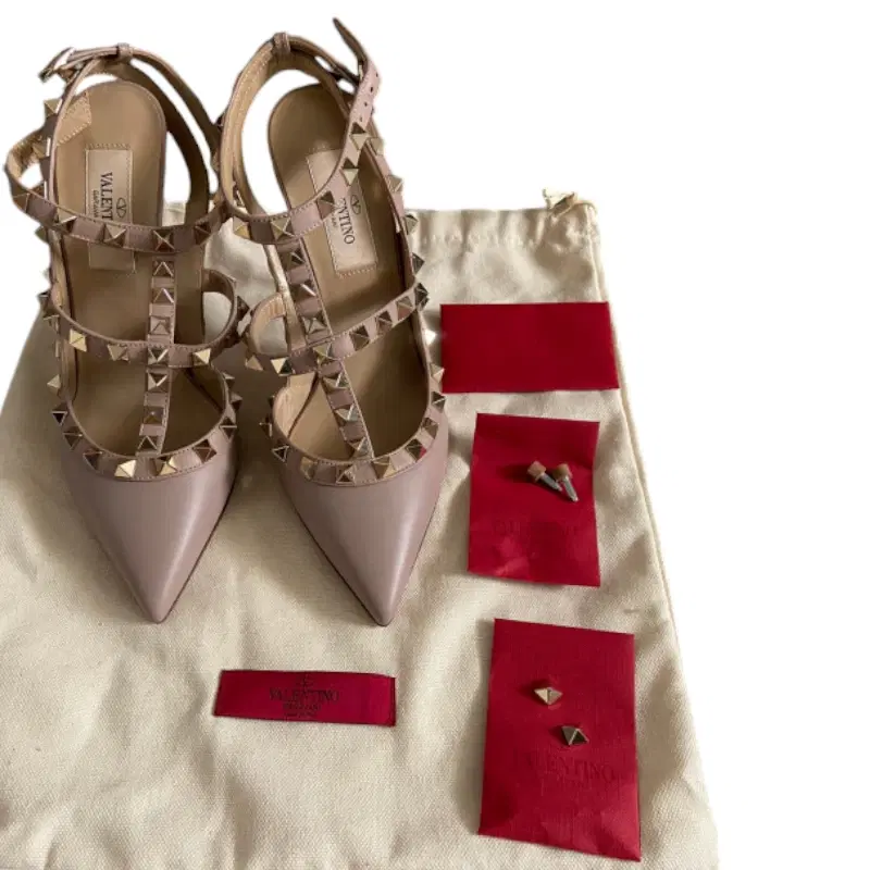 Valentino Patent Rockstud 100MM Caged Pump