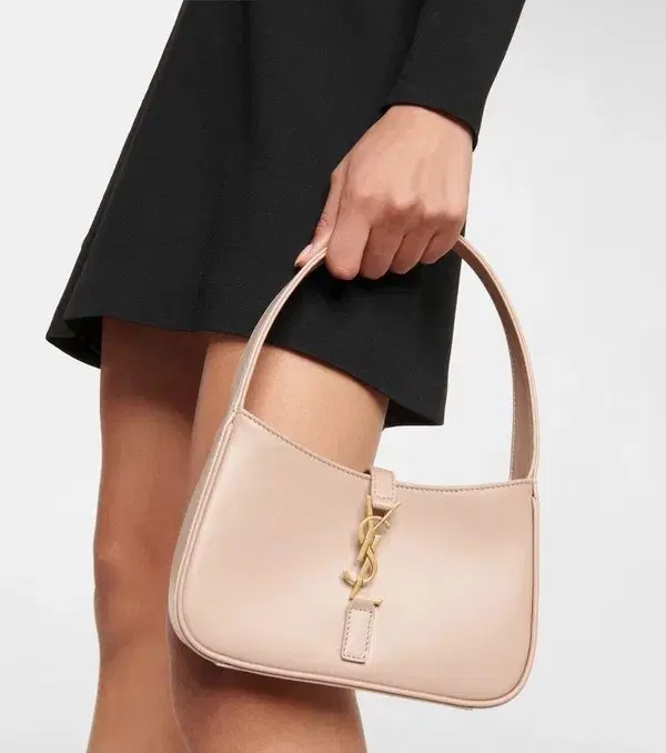 YSL Saint Laurent Le 5 A 7 Shoulder Bag-Hover-Image