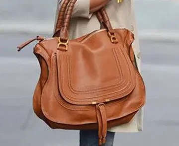 Chloe image
