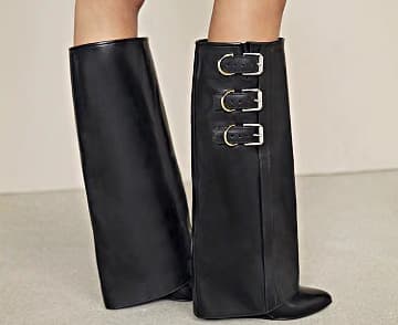 FOOTWEAR image