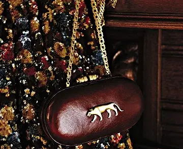 ACCESSORIES image