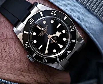 PREOWNED WATCHES image