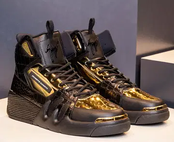 Guiseppe Zanotti