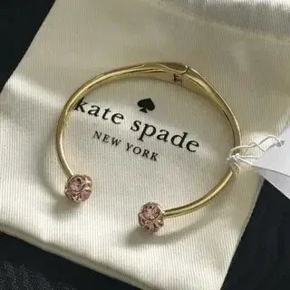 JEWELLERY image